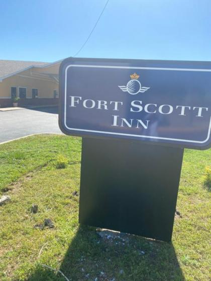 Fort Scott Inn - image 3