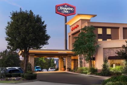 Hampton Inn by Hilton Fort Smith - image 6