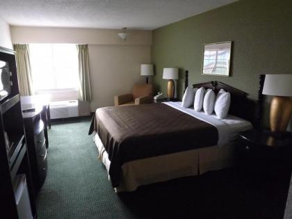 River Valley Inn & Suites - image 6