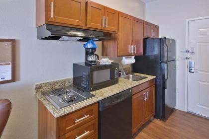 Candlewood Suites Fort Stockton an IHG Hotel - image 8