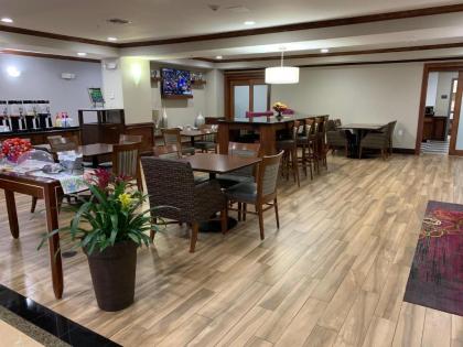 Hampton Inn Fort Stockton - image 6