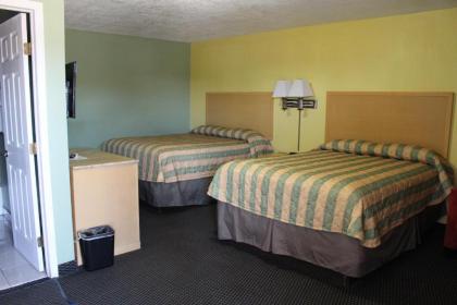 Deluxe Inn Fort Stockton - image 9