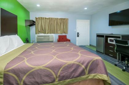 Executive Inn Fort Stockton - image 5