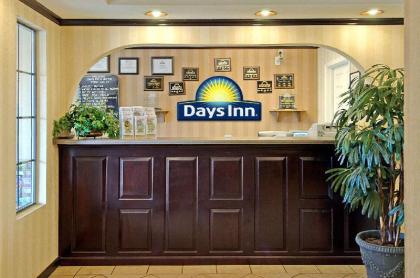 Days Inn & Suites by Wyndham Fort Valley - image 4