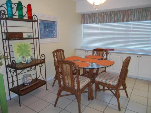 Seaspray Condos 114B - image 2