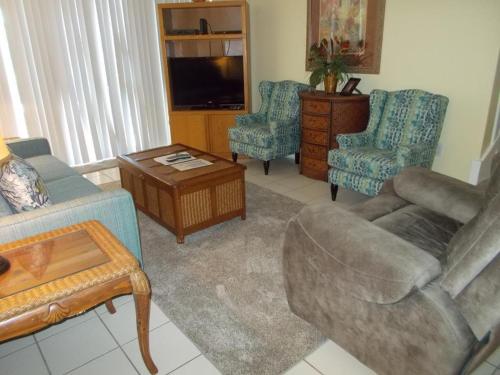 Seaspray Condos 114B - image 4