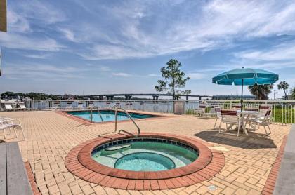 Fort Walton Beach Condo Views Beach Access! - image 4