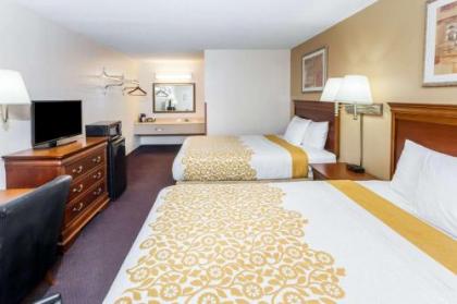 Days Inn by Wyndham Fort Wayne - image 3