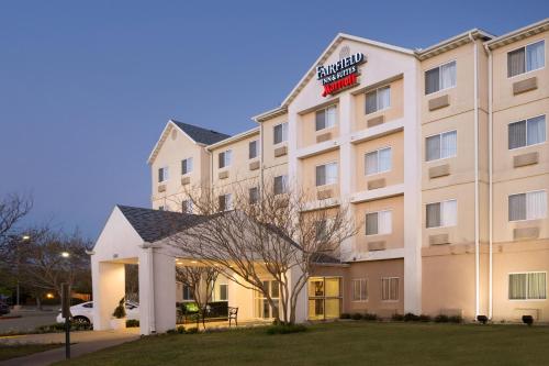 Fairfield Inn & Suites Fort Worth University Drive - main image