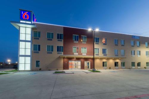 Motel 6-Fort Worth TX - Fort Worth Saginaw - main image