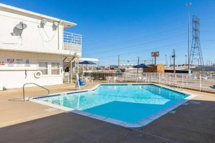 Motel 6 Fort Worth Tx - Stockyards - image 6