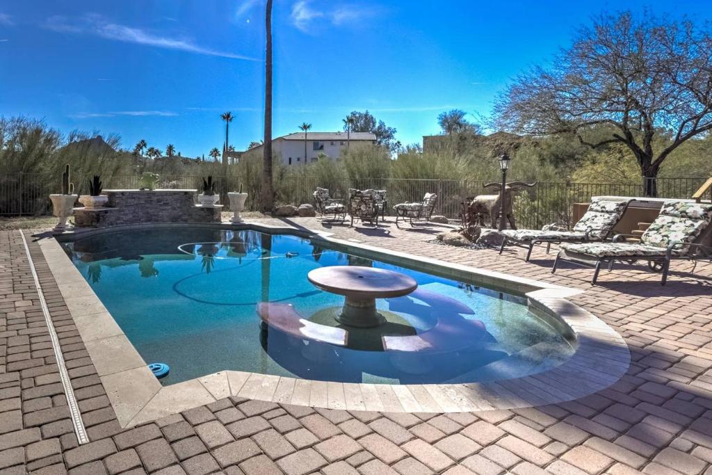 Fountain Hills Gem with Pool and Great Views - image 4