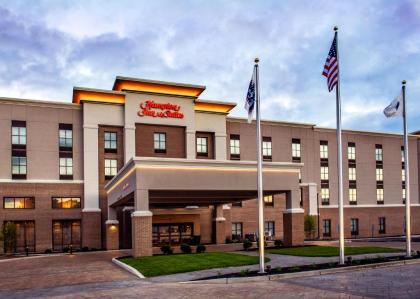 Hampton Inn & Suites/Foxborough/Mansfield - image 8