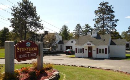 Stonybrook Motel & Lodge - image 12