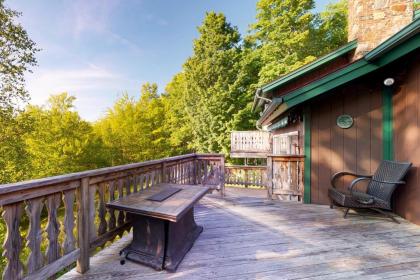 Bridal Veil Lodge Franconia New Hampshire