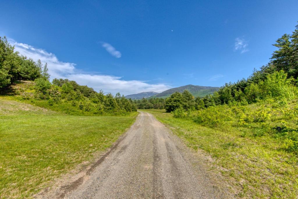 Franconia Range View - image 4