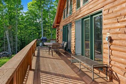 Private Franconia Log Cabin - image 10