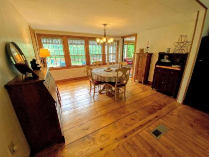 GC Adorable home 20 minutes from CannonFranconia Notch Fire Pit wifi laundry Pet friendly - image 12