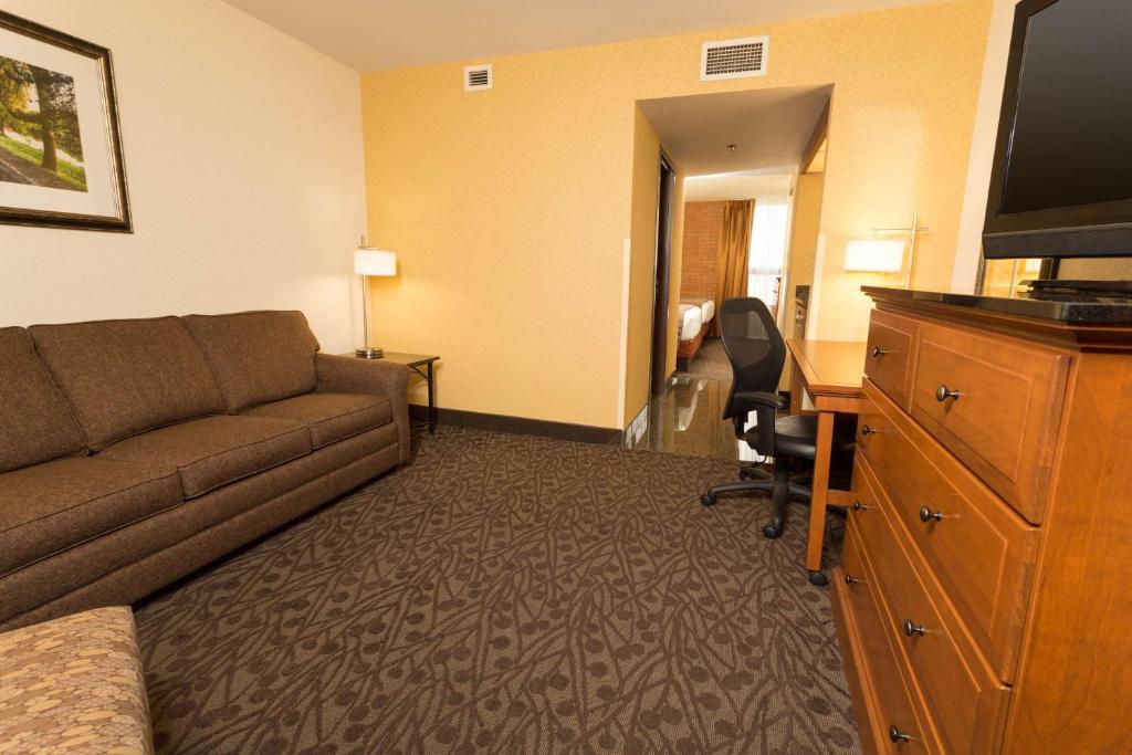 Drury Inn & Suites Frankenmuth - image 3