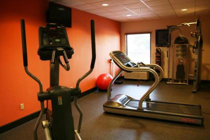 Hampton Inn Frankfort - image 14