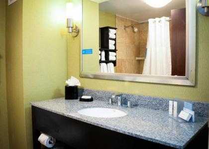 Hampton Inn Frankfort - image 4