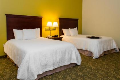 Hampton Inn Frankfort - image 8