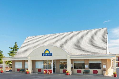 Days Inn by Wyndham Frankfort - main image