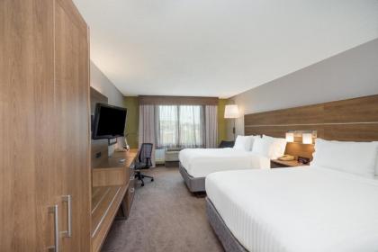 Holiday Inn Express Hotel & Suites Frankfort an IHG Hotel - image 7