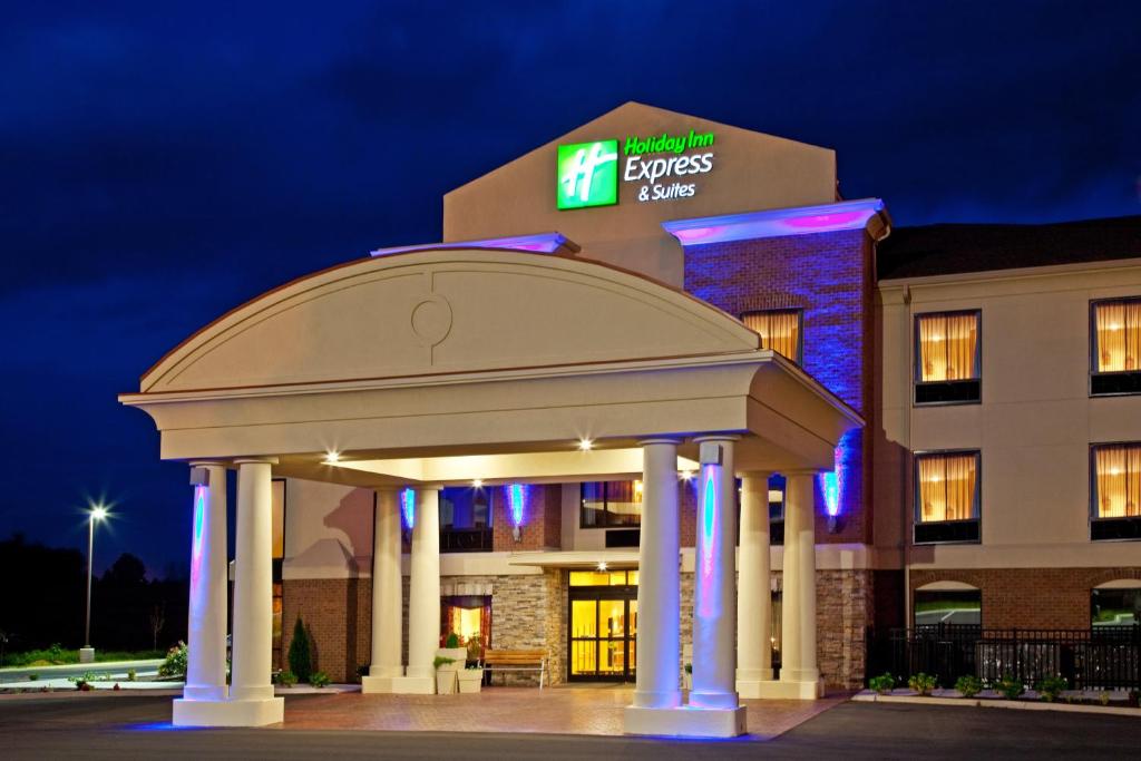 Holiday Inn Express Hotel & Suites Franklin an IHG Hotel - main image