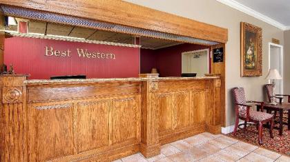 Best Western Forest Inn - image 15