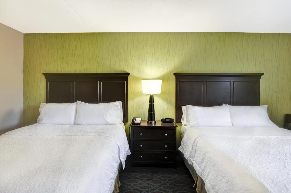 Hampton Inn Franklin - image 4