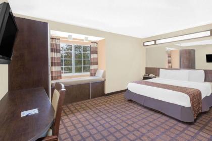 Microtel Inn & Suites by Wyndham Franklin - image 9