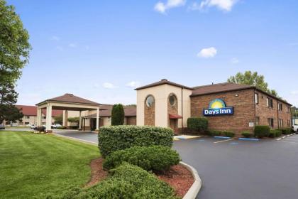 Days Inn by Wyndham middletown Franklin Ohio