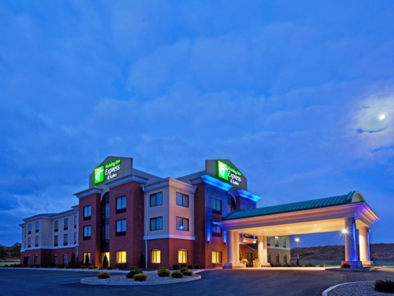 Holiday Inn Express Hotel & Suites Franklin-Oil City - main image