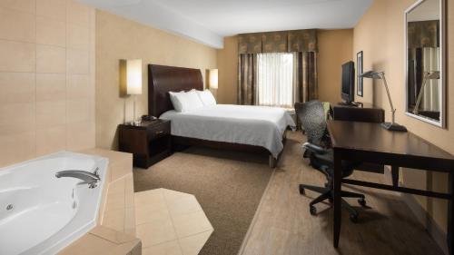 Hilton Garden Inn Nashville/Franklin-Cool Springs - image 2