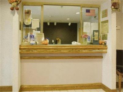 Americas Best Value Inn Franklin - image 3