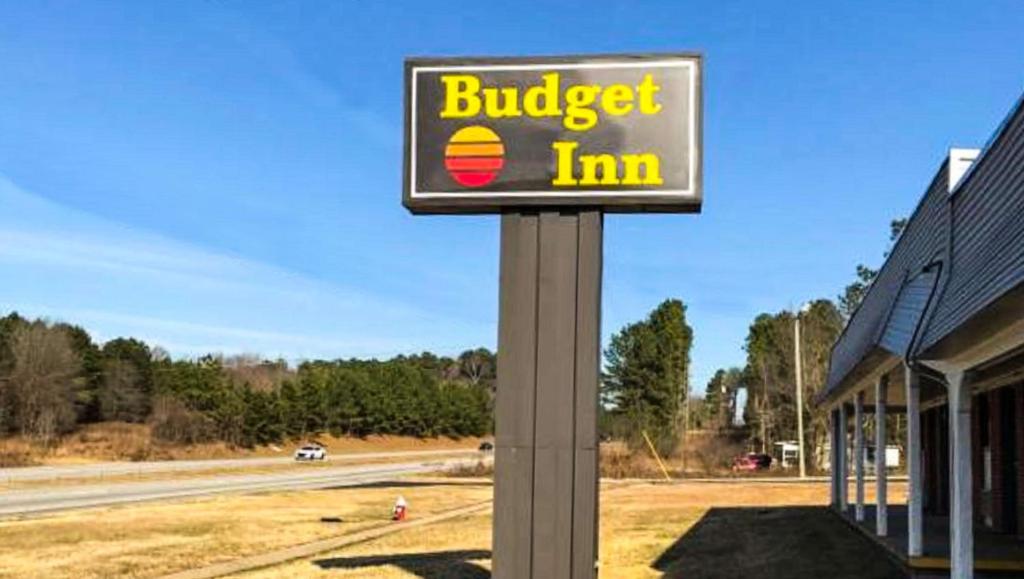 Budget Inn Franklinton - image 4