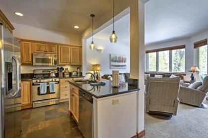 Winter Park Condo with Hot Tub and Shuttle-Walk to Town - image 4