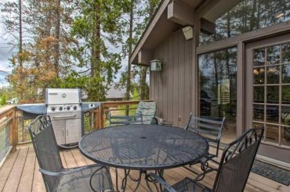 Sprawling Fraser Cabin with Hot Tub Deck and WiFi! - image 2