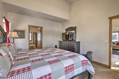 Cozy Fraser Cabin with Hot Tub and Mountain Views - image 8