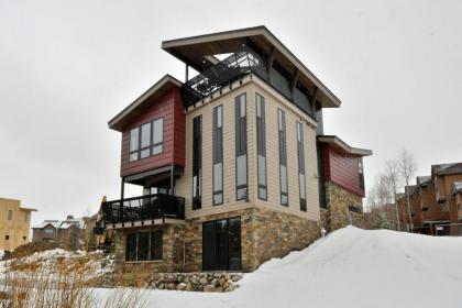 New River Chalet #280 Near Resort With Rooftop Hot tub   FREE Activities  Equipment Rentals Daily Fraser