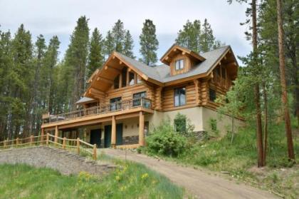 mountain View Luxury Log Home Hot tub  Great Views   FREE Activities  Equipment Rentals Daily Fraser Colorado