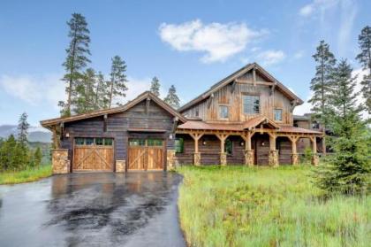 Leland Creek Luxury Home Near Resort - FREE Activities & Equipment Rentals Daily - image 1