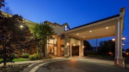 Best Western Historic Frederick - image 2