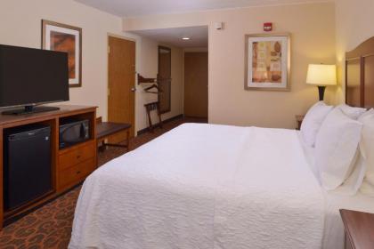 Hampton Inn Frederick - image 6