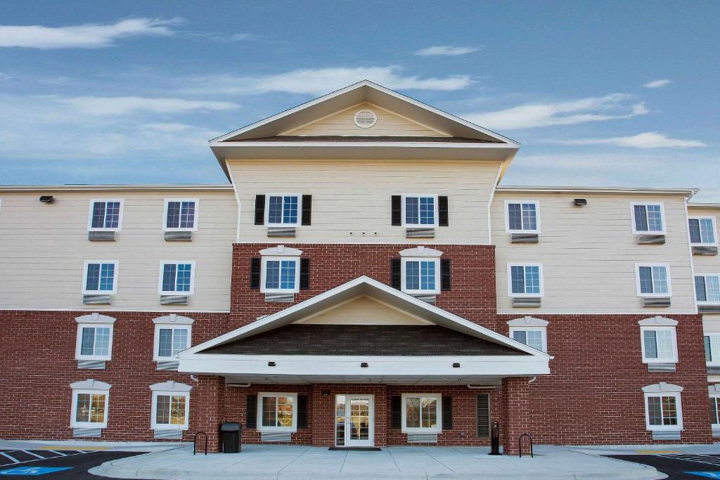 WoodSpring Suites Frederick I-70 - image 4