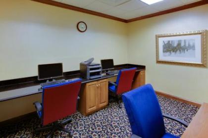 Hampton Inn and Suites Fredericksburg South - image 3