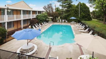 Best Western Fredericksburg - image 4