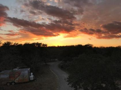 Walnut Canyon Cabins - image 3