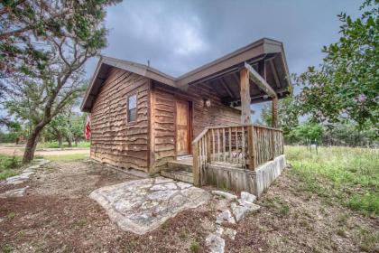 Cedar Bliss Cabin - image 13